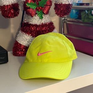 girls nike hat